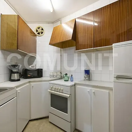 Apartmento Con Terraza En *